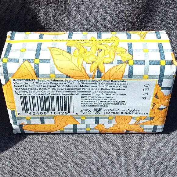 Trio of Beekman Travel Size Soap - Picture 3 of 7